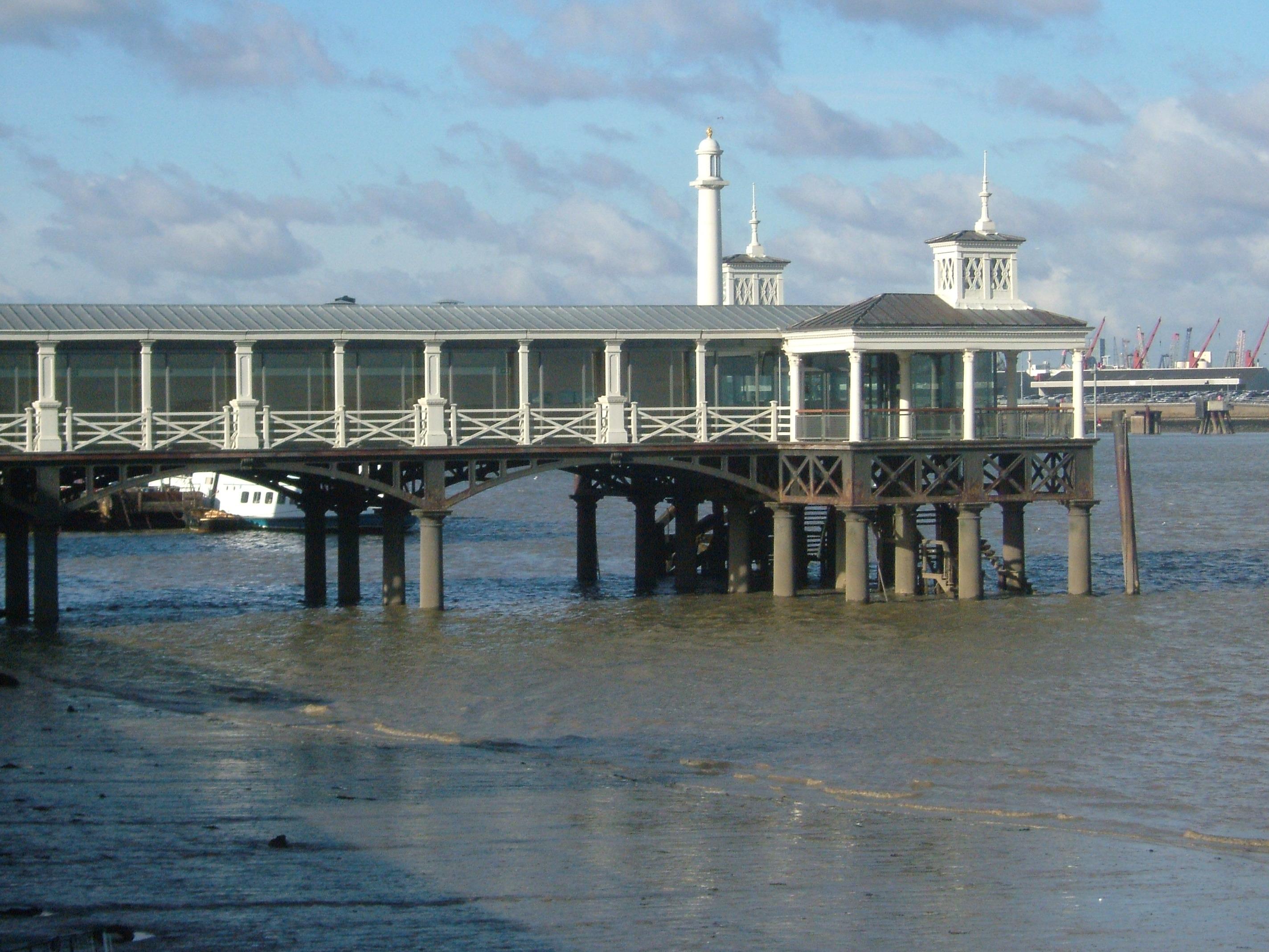 Gravesend Town Pier