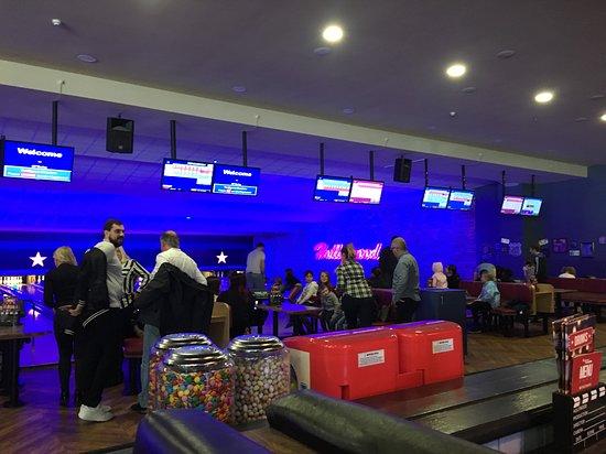 Hollywood Bowl Ashford