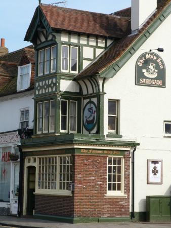 The Ship Inn Bar