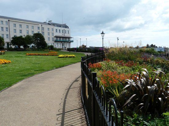 Albion Place Gardens