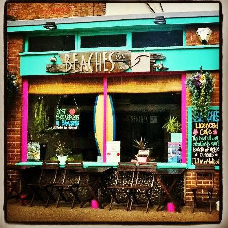 Beaches Cafe Bar