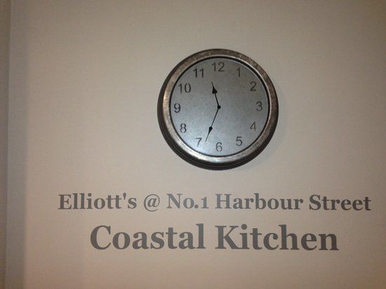 Elliott's at No 1 Harbour Street